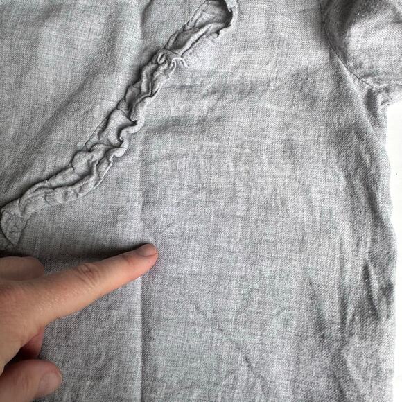 KIABI Gray Ruffle Flannel Blouse - Size 8 - Long Sleeve - Picture 3 of 4